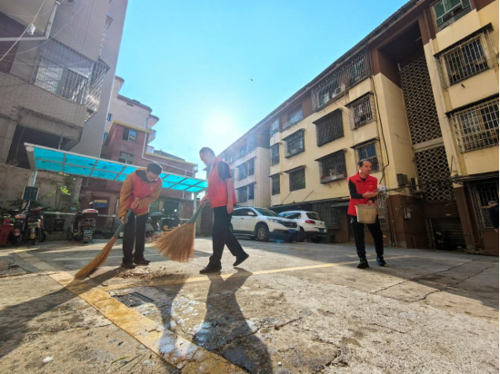 健康同行，情暖重陽——市強戒所舉辦重陽節健康咨詢服務主題活動